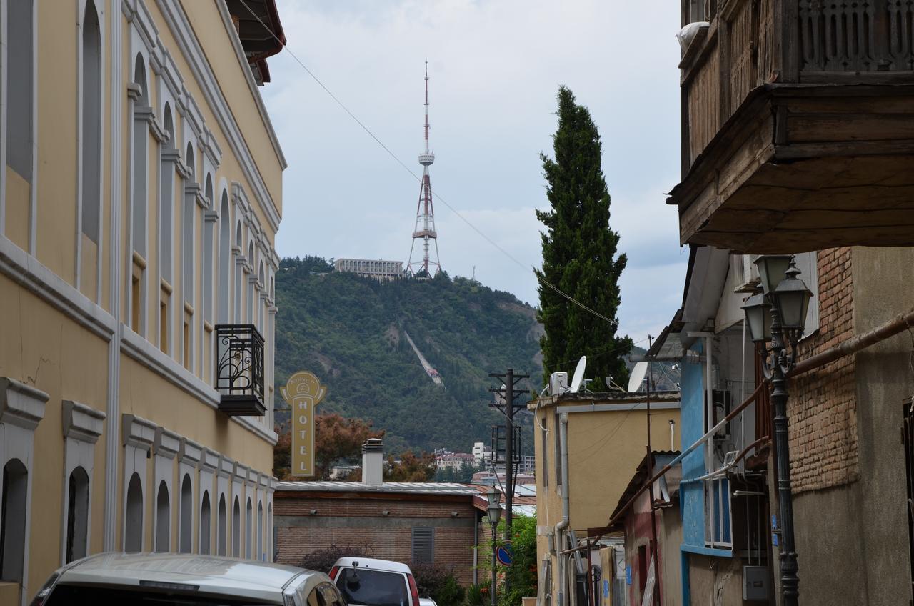 Guest House Uta Tbilisi Exteriör bild