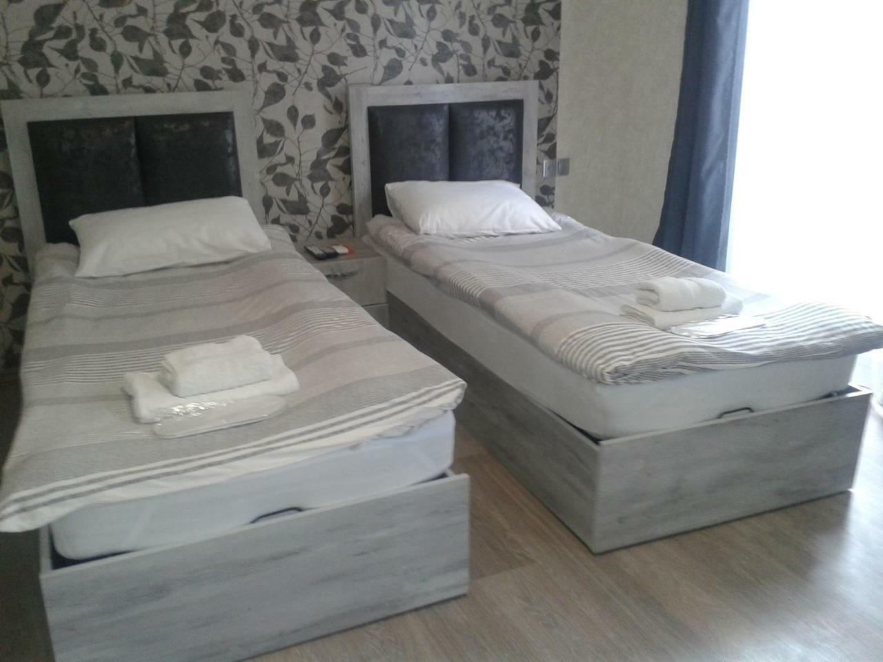 Guest House Uta Tbilisi Exteriör bild